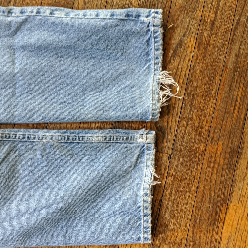 Tommy Hilfiger Jeans - Picture 3 of 4